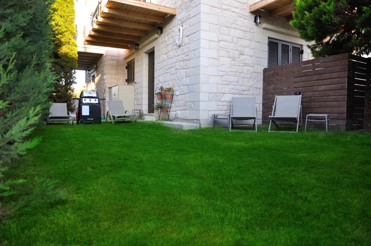 Villa Sirocos สตาโลส ภายนอก รูปภาพ