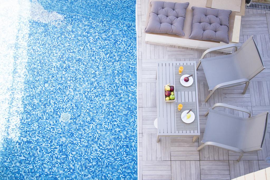 Villa Sirocos สตาโลส ภายนอก รูปภาพ