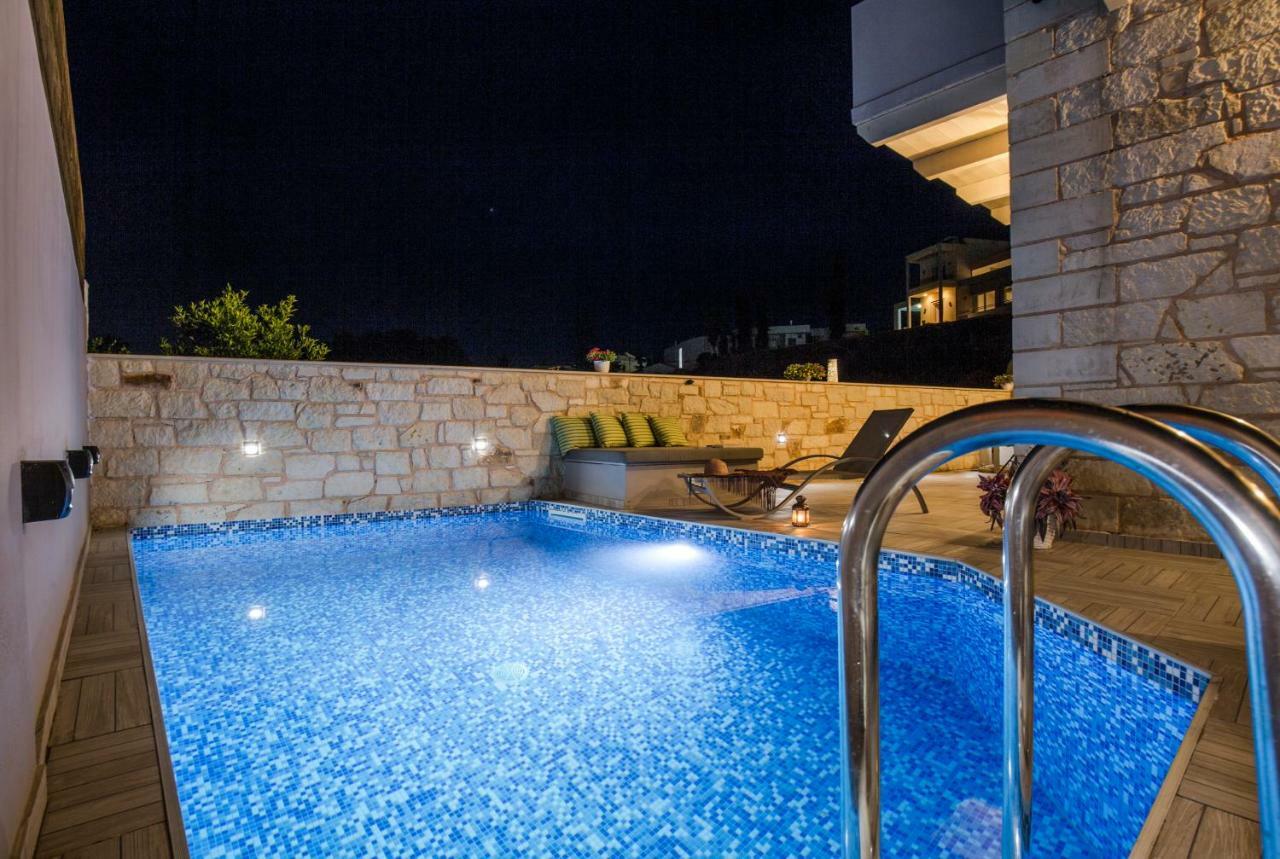 Villa Sirocos สตาโลส ภายนอก รูปภาพ