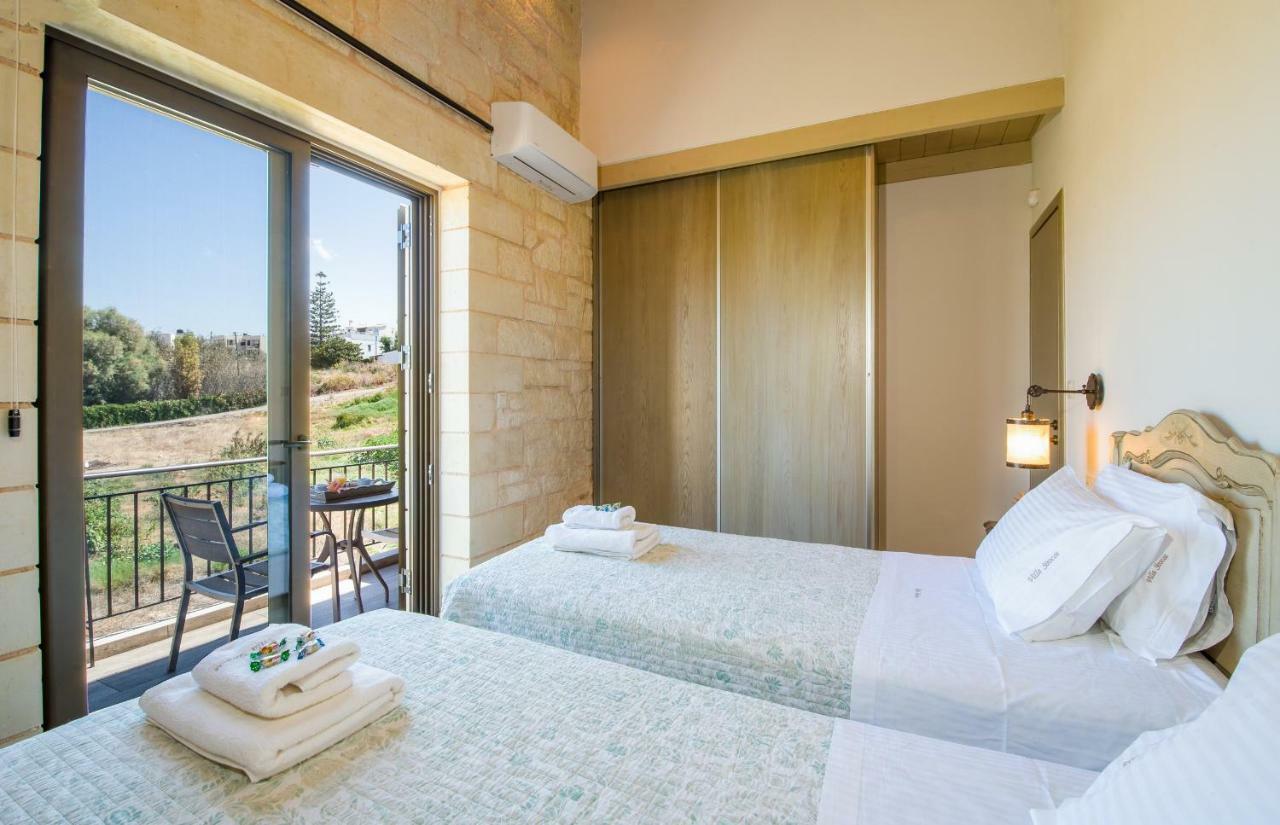 Villa Sirocos สตาโลส ภายนอก รูปภาพ